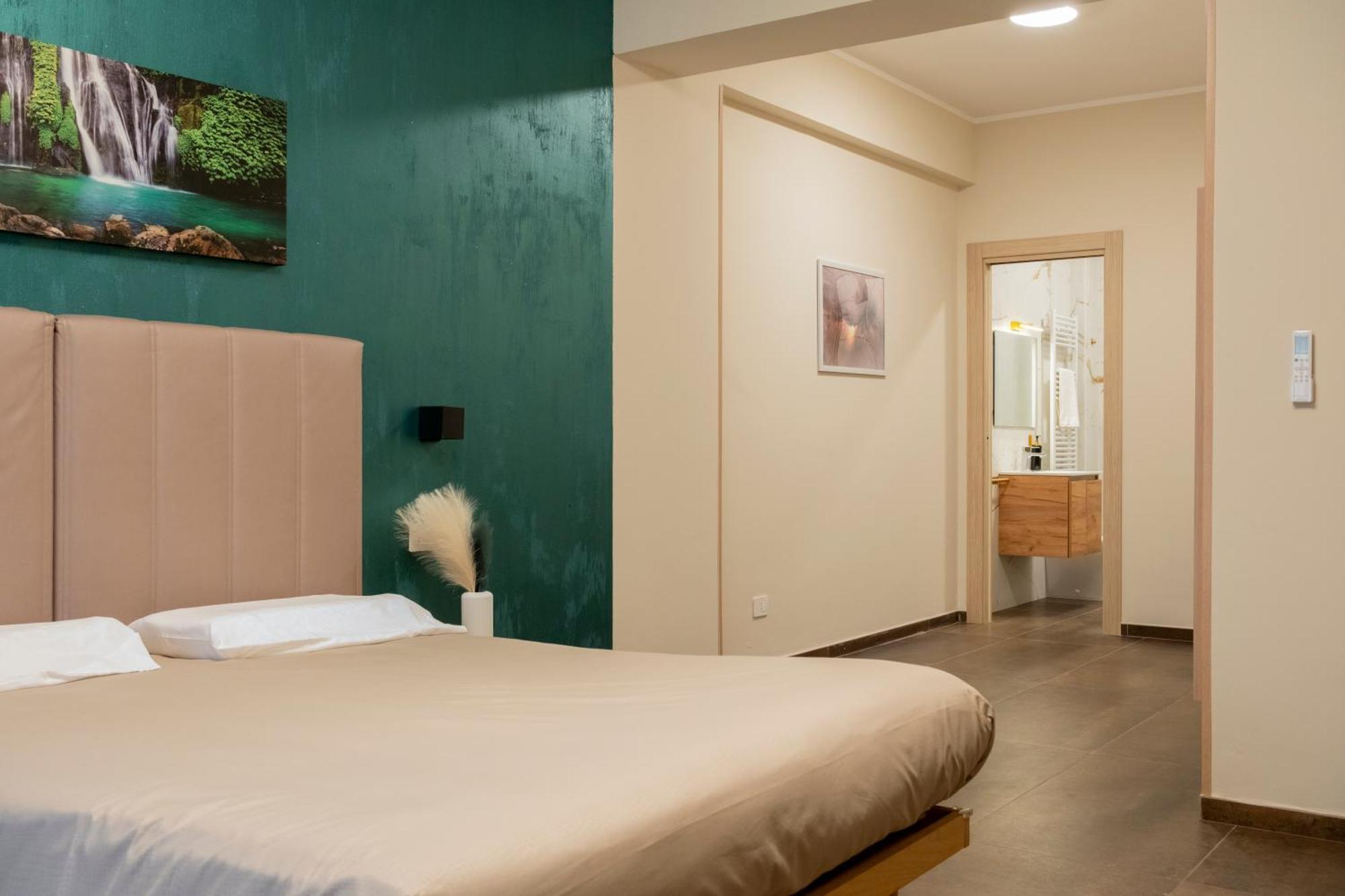 Russ0 Rooms Catanzaro Bagian luar foto